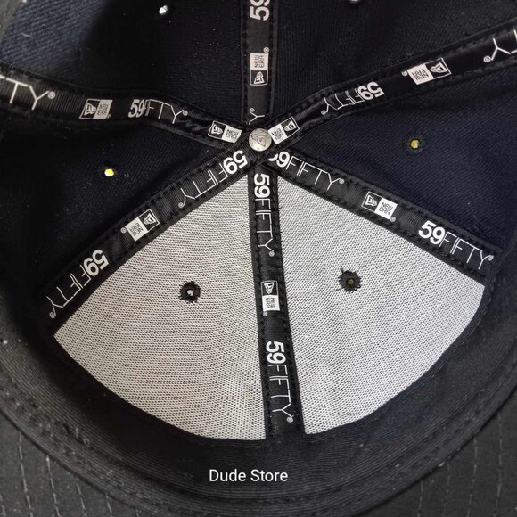 New York Yankees Navy & Camo Fitted Baseball Cap Size 7 1/4 (57.7cm) Super Clean - Picture 8 of 9